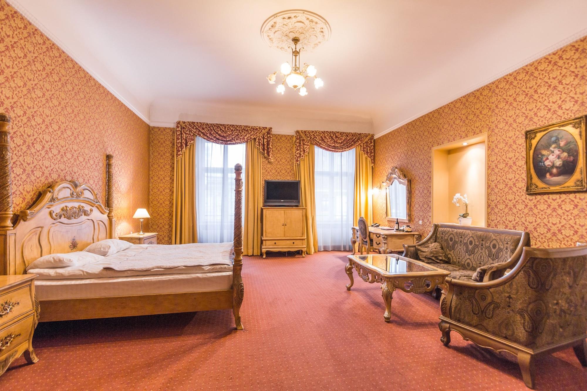Hotel Garden Palace Рига Экстерьер фото
