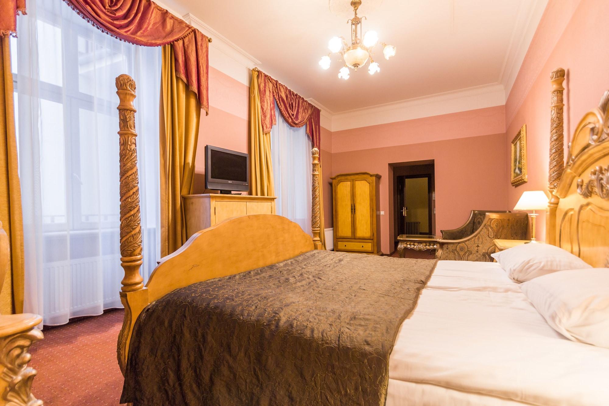 Hotel Garden Palace Рига Экстерьер фото