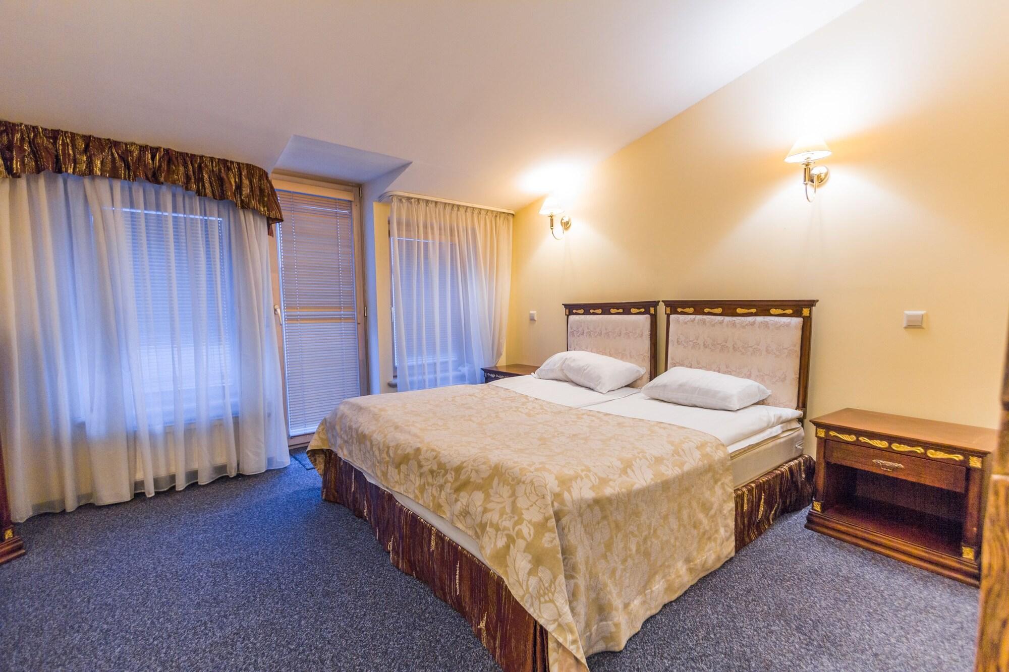 Hotel Garden Palace Рига Экстерьер фото