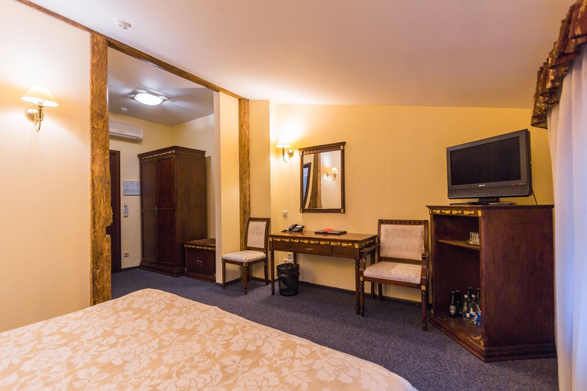 Hotel Garden Palace Рига Экстерьер фото