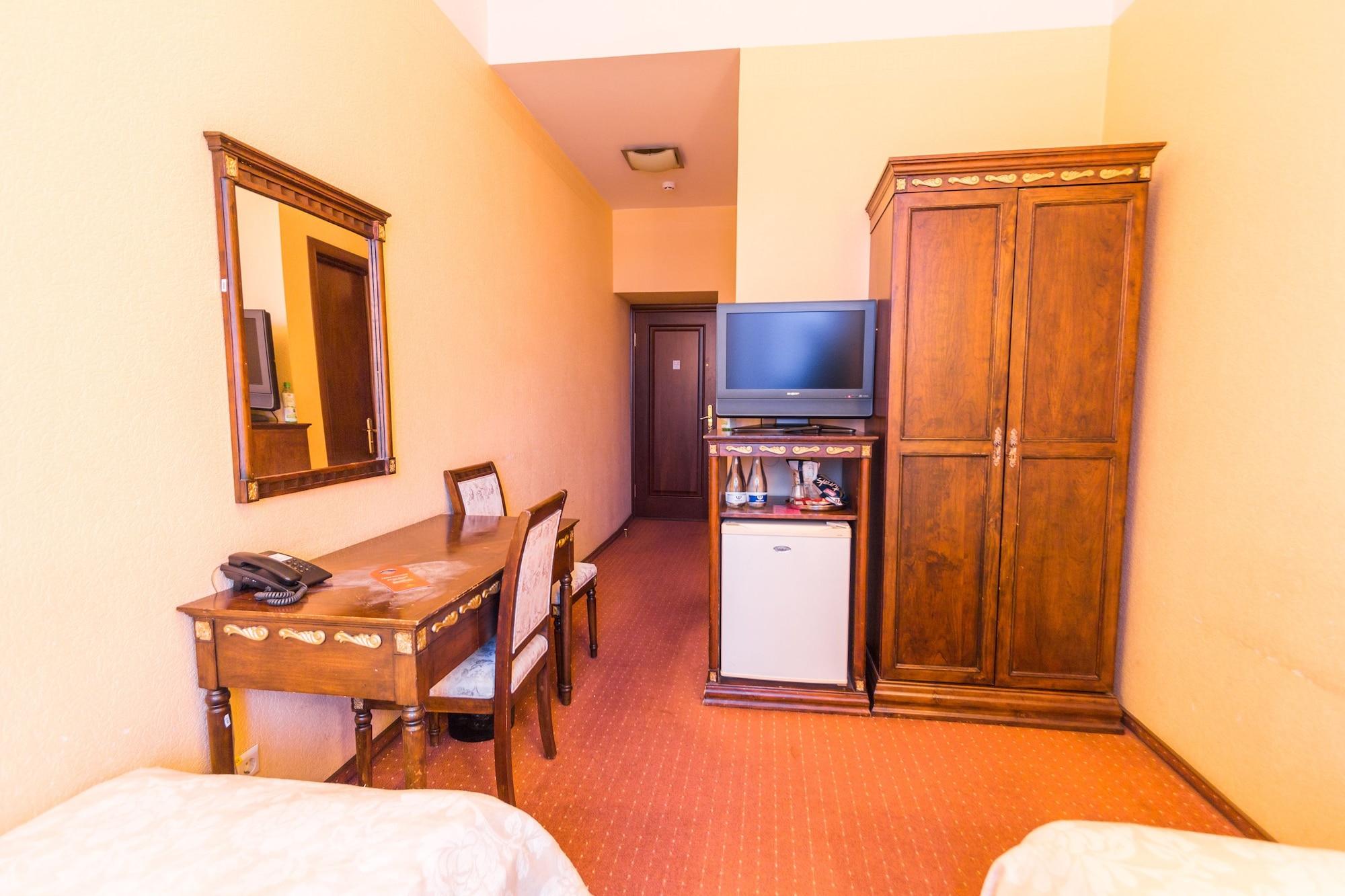 Hotel Garden Palace Рига Экстерьер фото